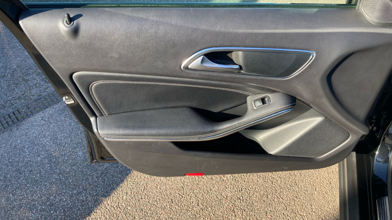 Mercedes-Benz GLA 180 Urban Edition 5dr Auto Petrol Hatchback